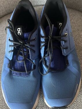 On Running Men’s Blue and Black Athletic Running Shoes